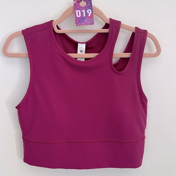 lululemon athletica Tops - Lululemon Mastered Motion Cropped Training Tank